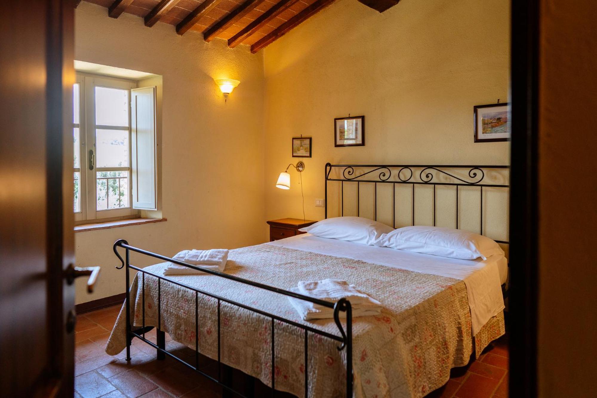 Villa Le Beringhe - Wine Pool & Relax Colle Val D'Elsa Exterior foto