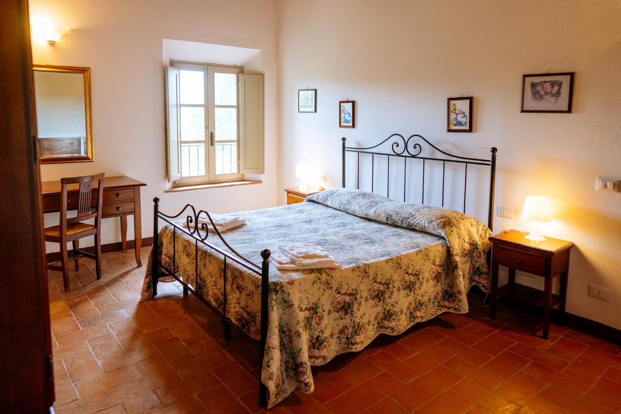 Villa Le Beringhe - Wine Pool & Relax Colle Val D'Elsa Exterior foto