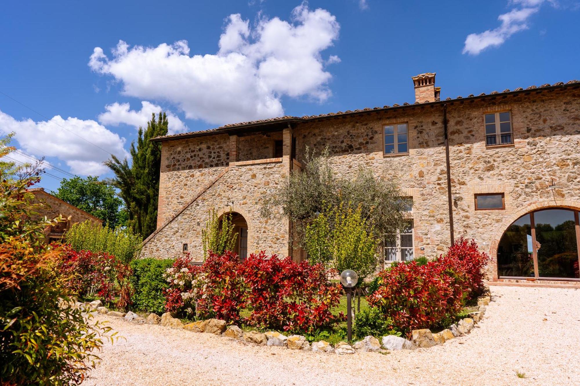 Villa Le Beringhe - Wine Pool & Relax Colle Val D'Elsa Exterior foto